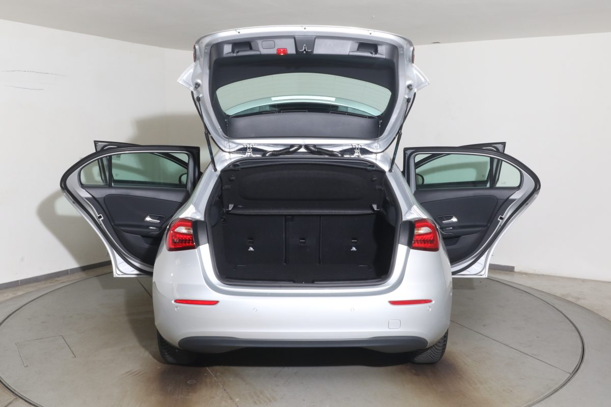 Mercedes-Benz A 180 - Bild 10