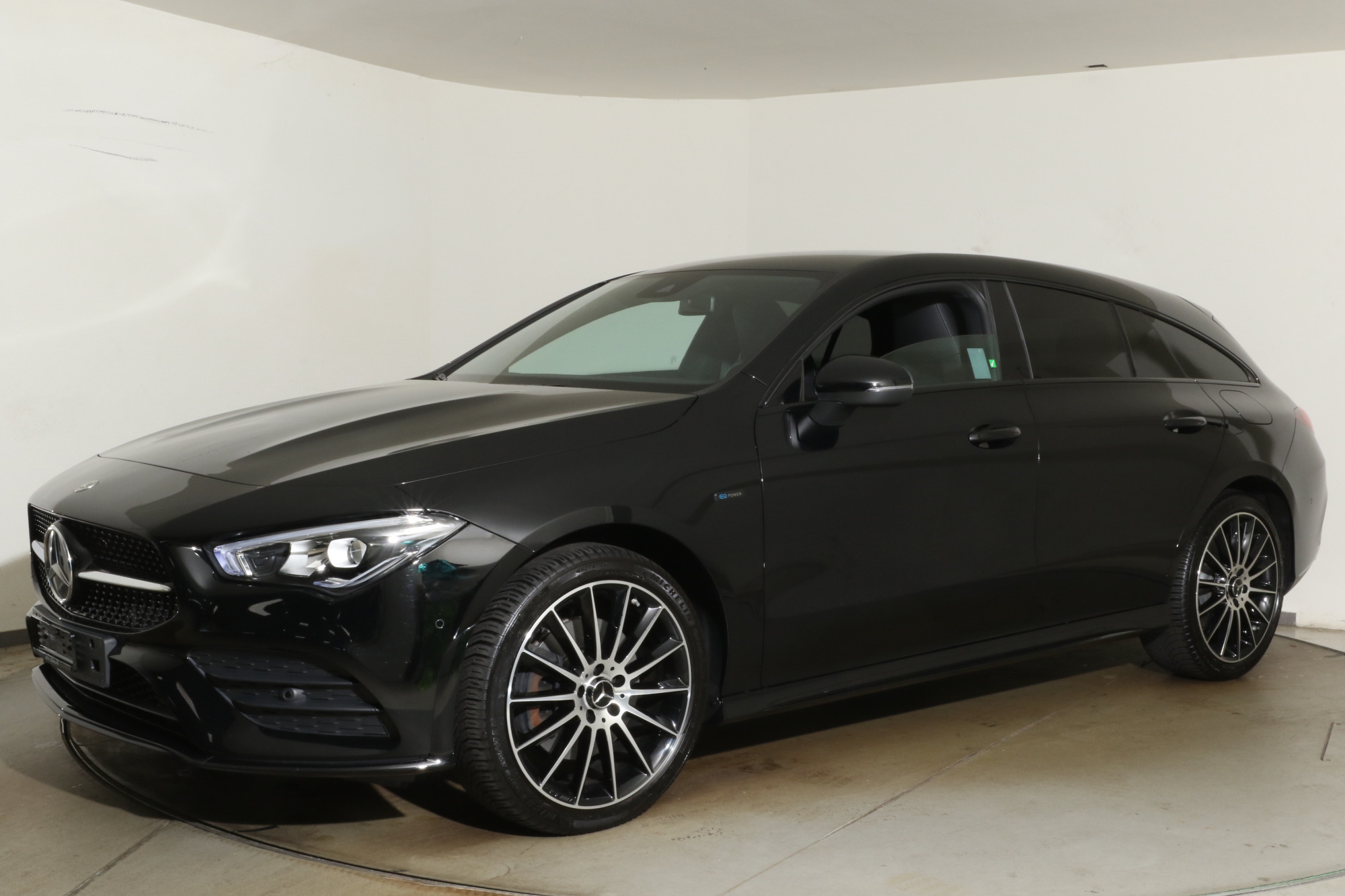 Mercedes-Benz CLA 250e - Bild 8