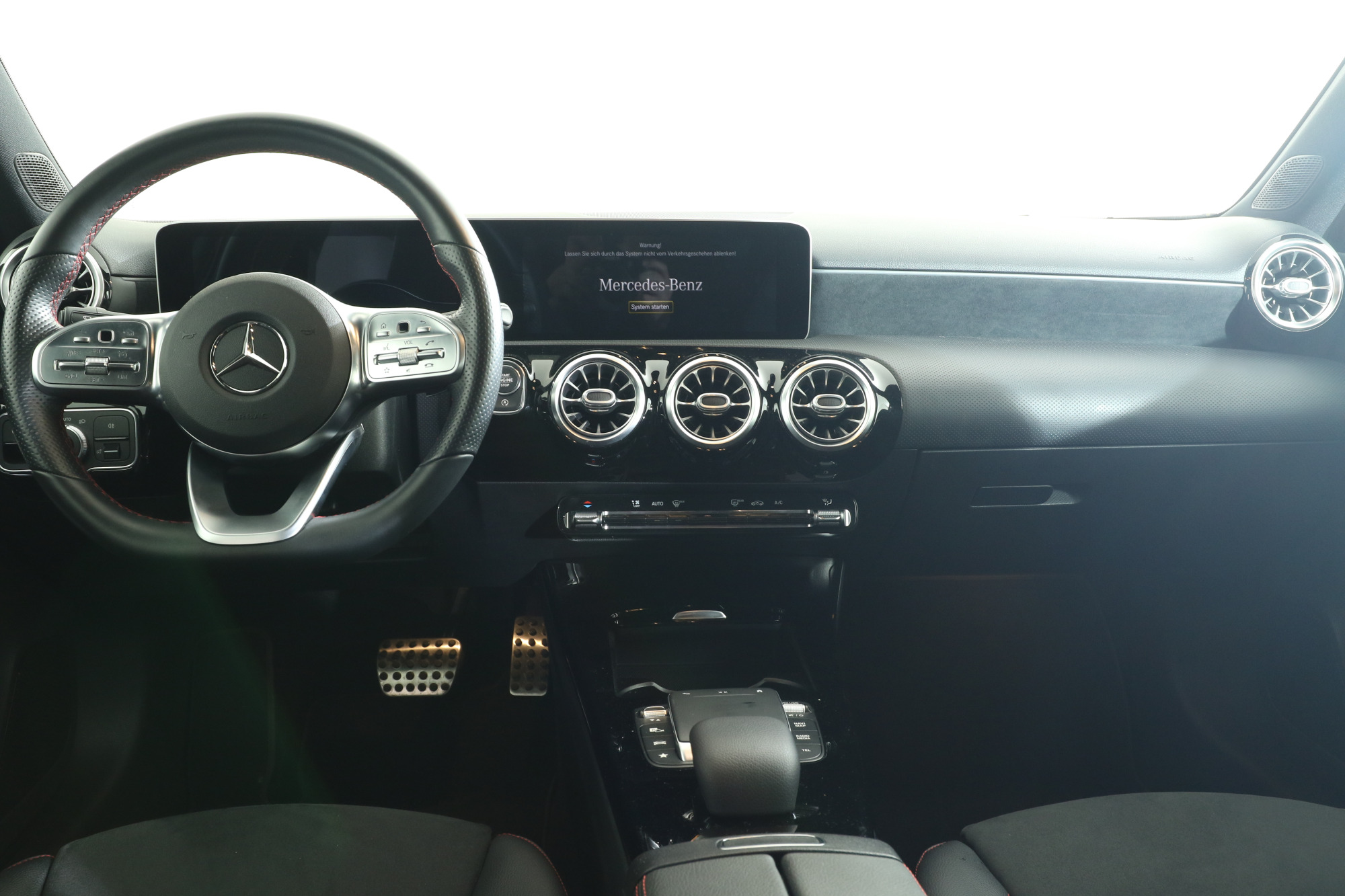 Mercedes-Benz A 200 - Bild 14