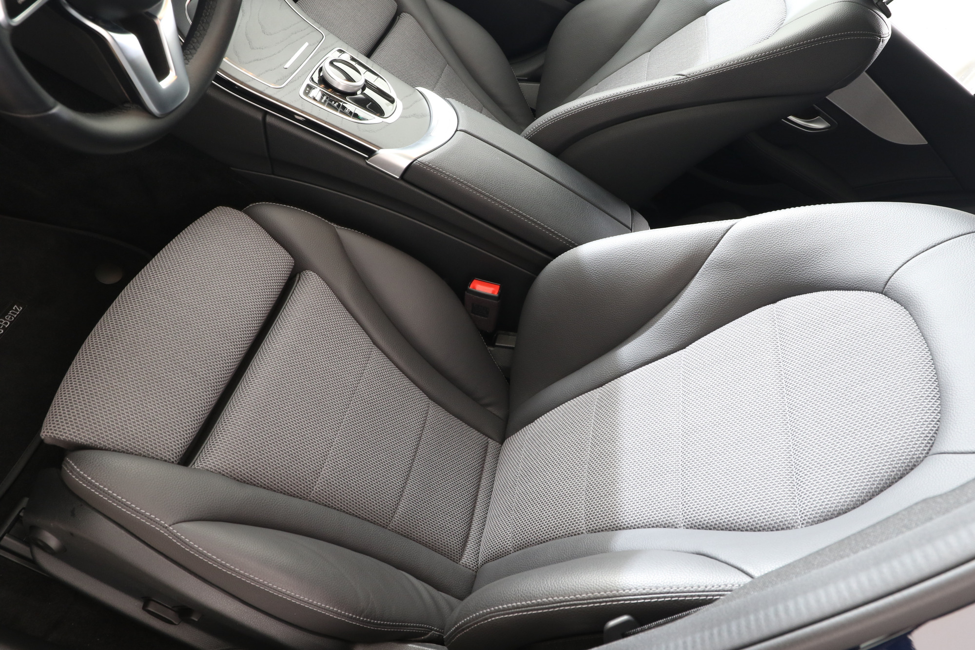 Mercedes-Benz 200d - Bild 11