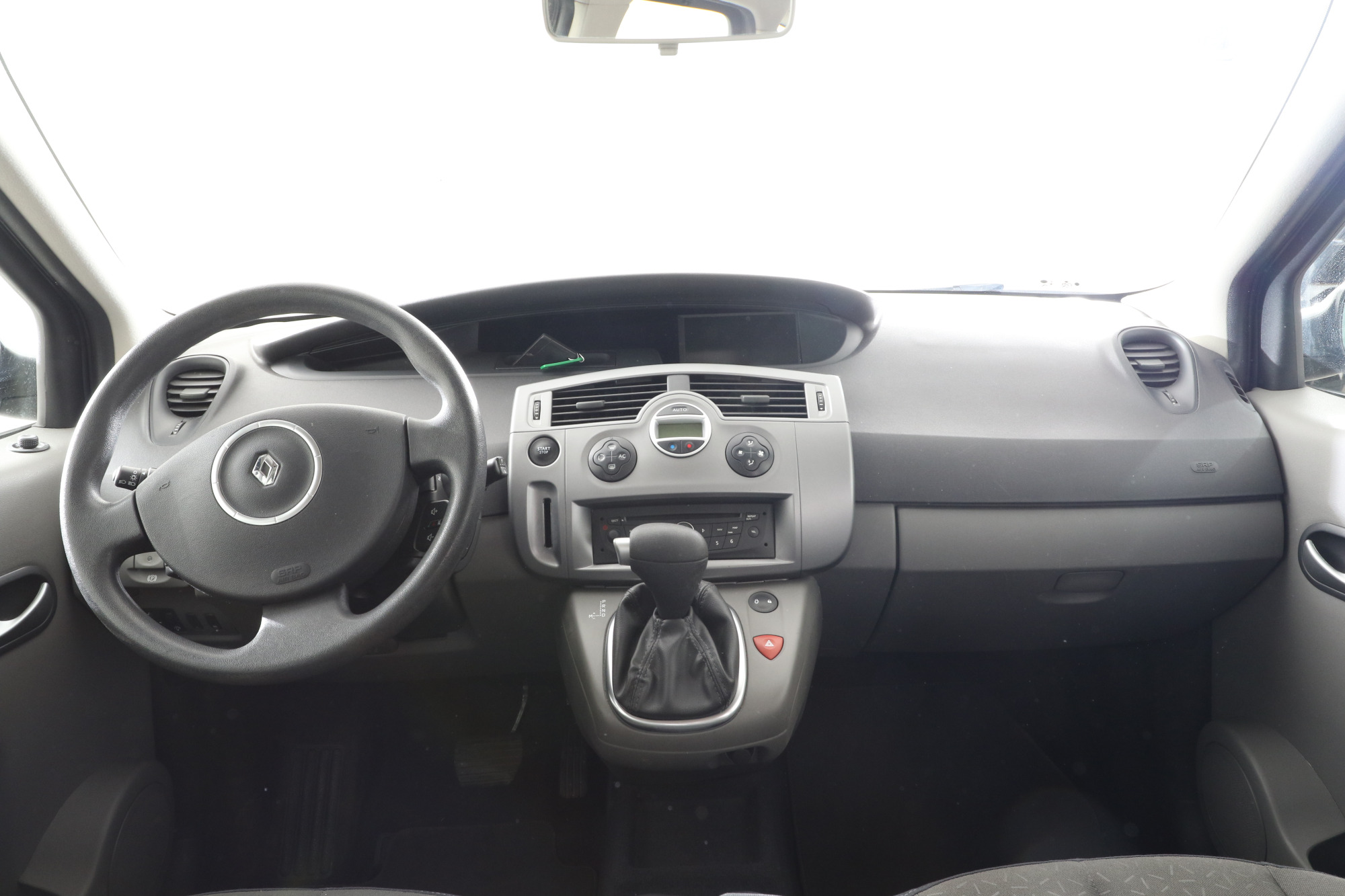 Renault Grand Scenic - Bild 10